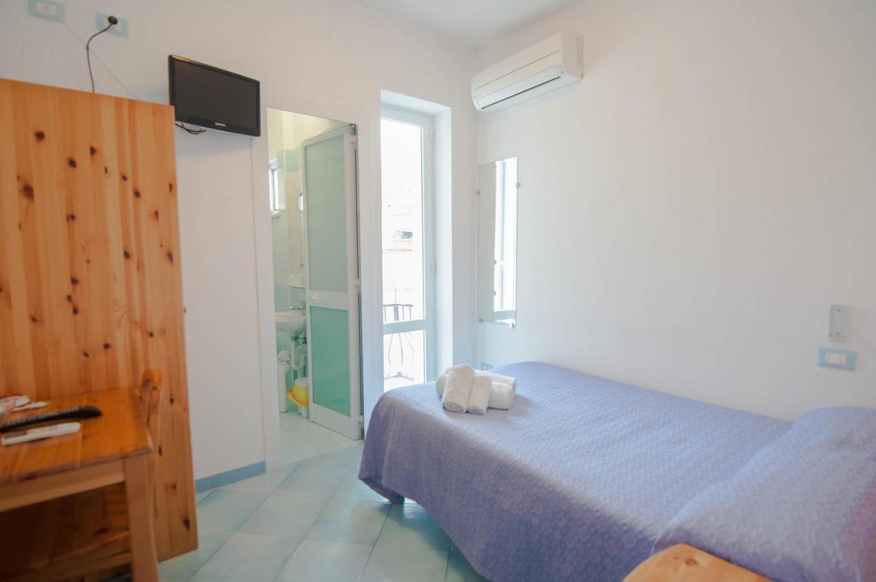Albergo Macri イスキア島 エクステリア 写真