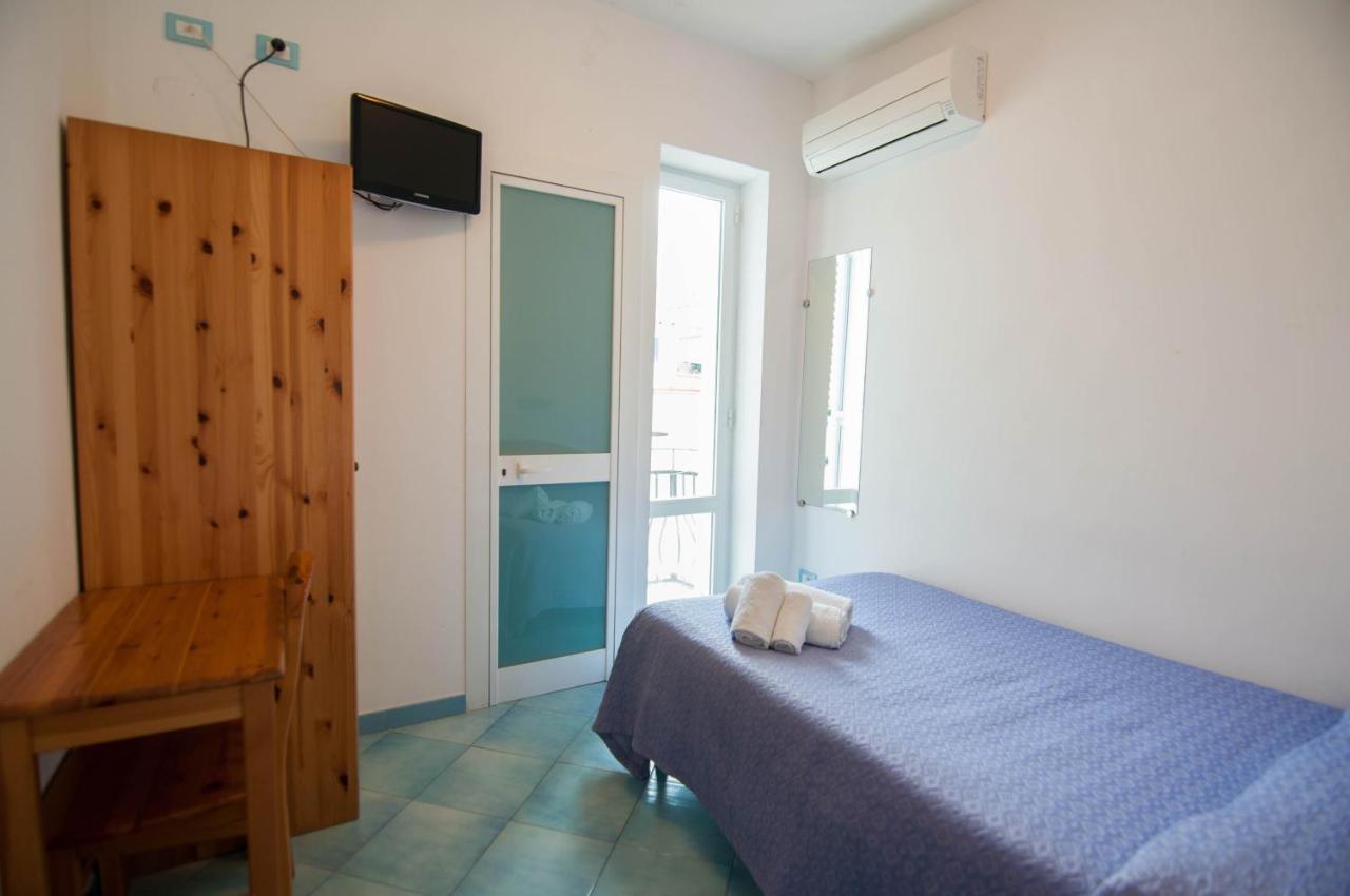Albergo Macri イスキア島 エクステリア 写真
