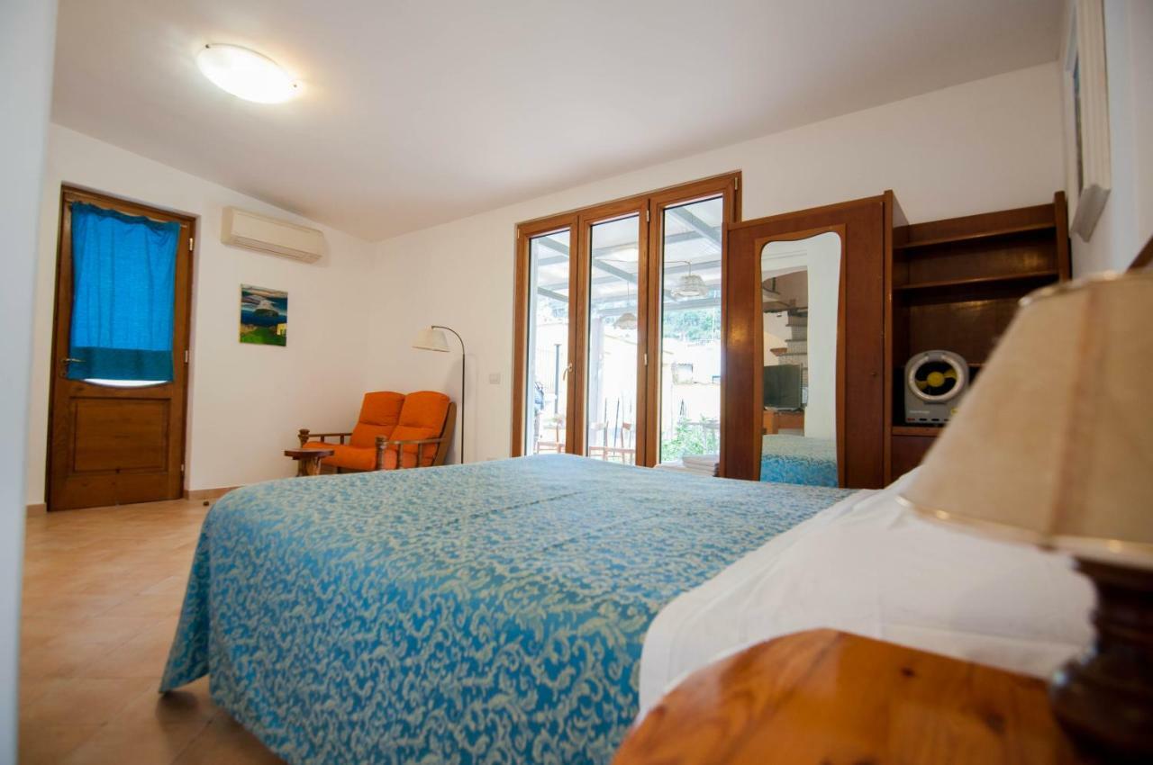 Albergo Macri イスキア島 エクステリア 写真